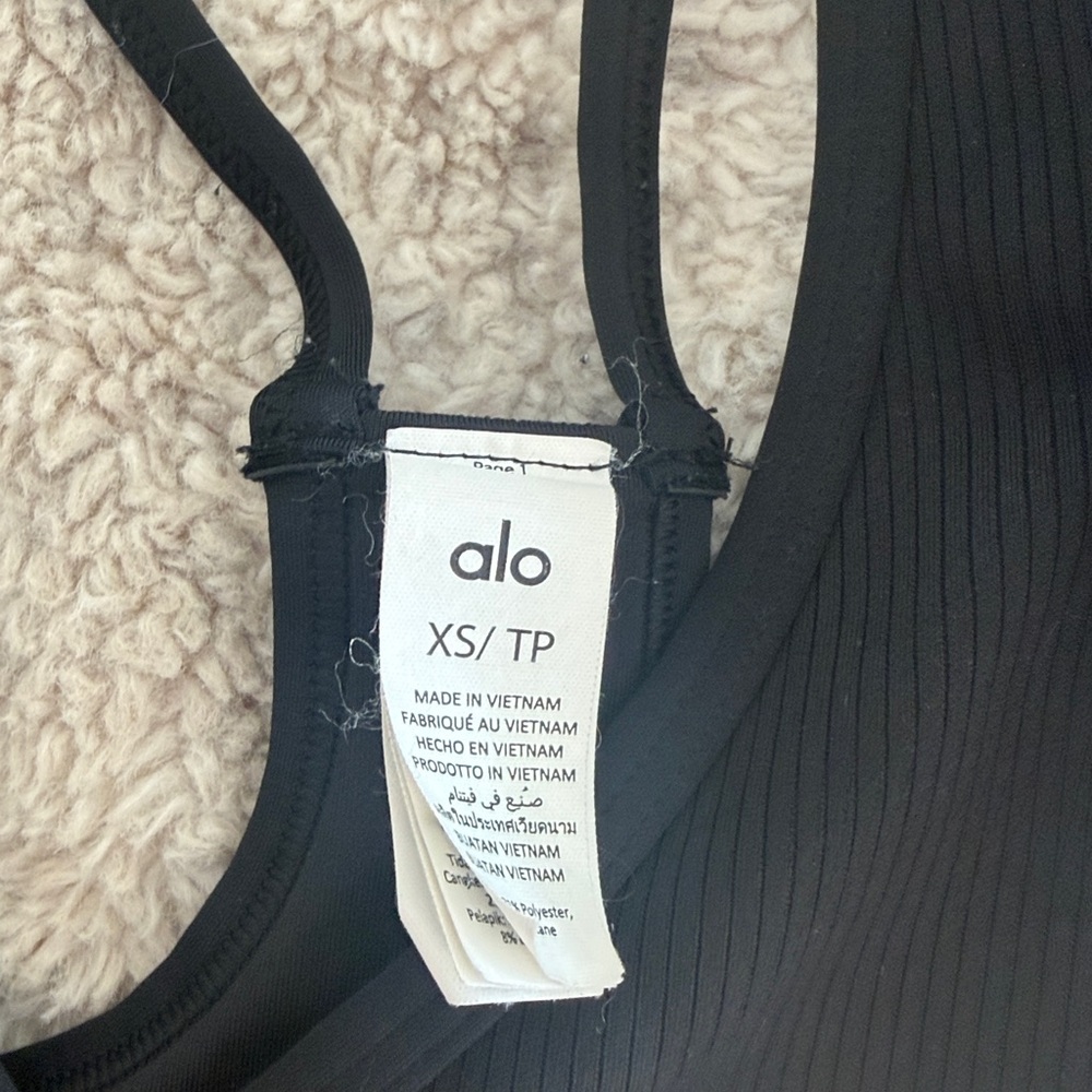 ALO Yoga Black V-Neck Sports Bra - Picture 2 of 3